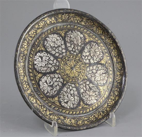 An Indian Bidri ware silver and brass overlaid dish or stand, 17th/18th century, diameter 17.5cm